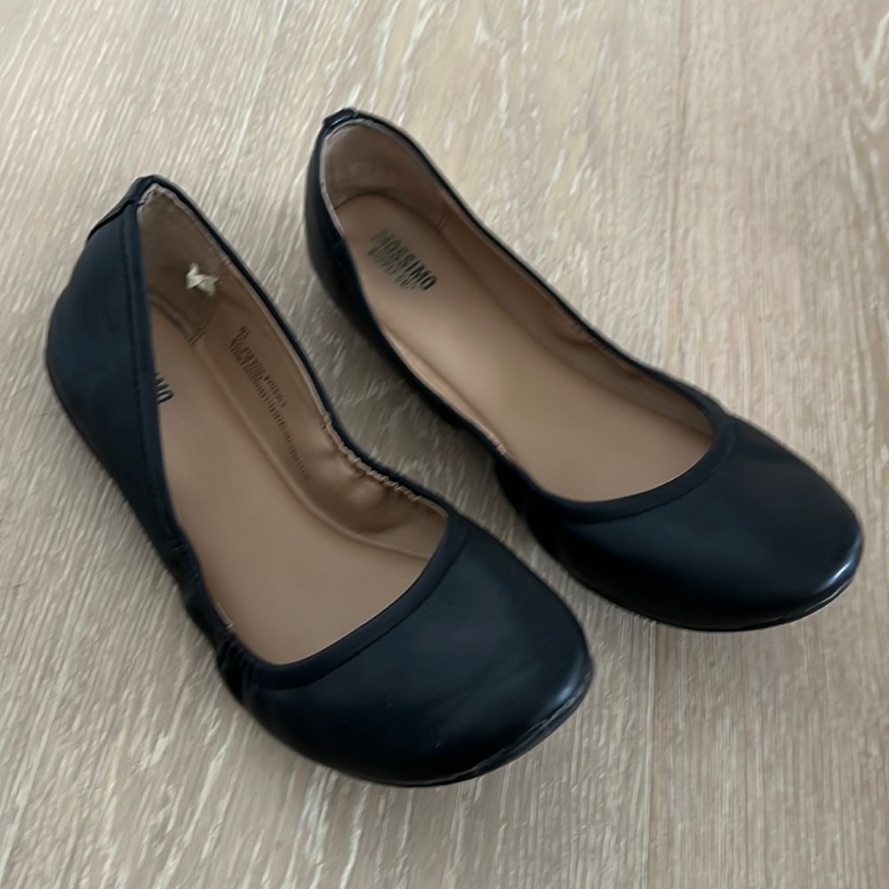 Ballet flats